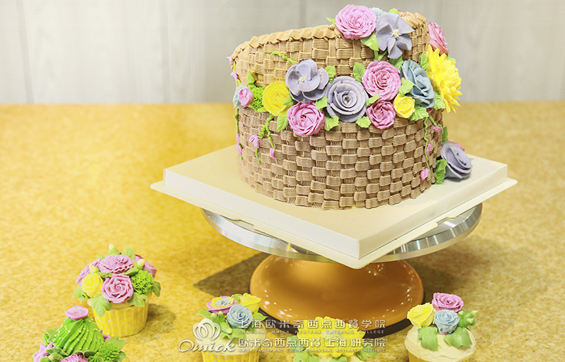 欧米奇-韩式花篮蛋糕