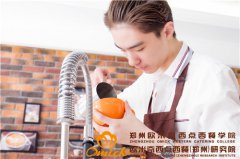 郑州欧米奇新生故事——杨昊燚:路是一步一个脚印走出来的