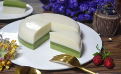 郑州欧米奇美食课堂:椰香抹茶糕