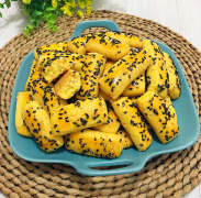 郑州欧米奇美食课堂:口感香酥脆甜的粗粮炉果