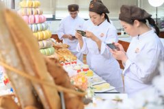 学校揭秘 | 在郑州欧米奇学西点是啥体验?