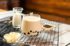 秋天的第一杯奶茶热度不减,学饮品就现在!