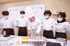 DeepSeek抢饭碗？学门技术，刻不容缓！